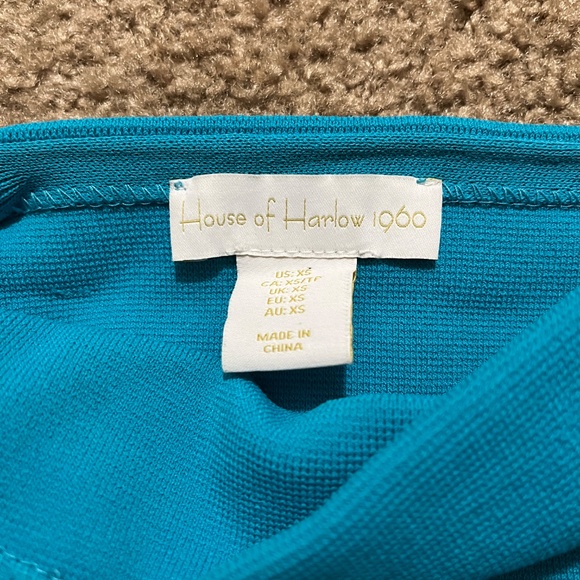 House of Harlow 1960 Top - Picture 2 of 4